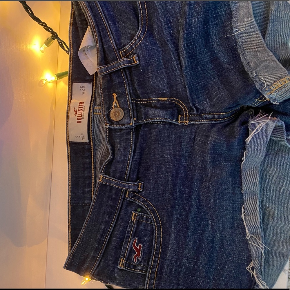 Hollister jean shorts size 3